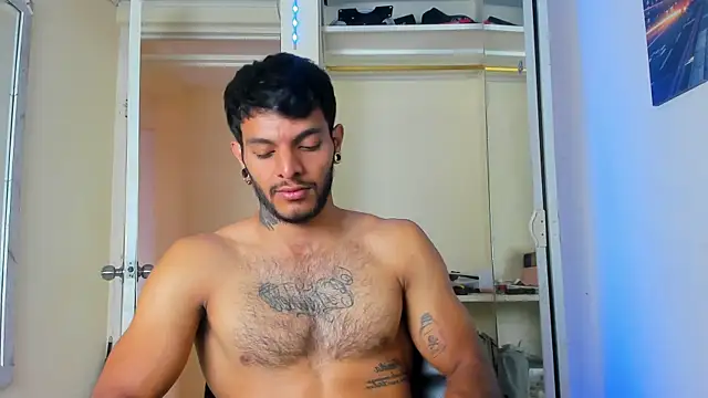 Snapshot of JuanBlade chatting on September 15, 2025, 12:05 pm JuanBlade online show from September 15, 2025, 12:05 pm