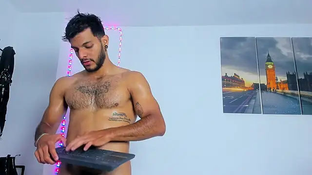 Snapshot of JuanBlade chatting on September 27, 2025, 2:16 am JuanBlade online show from September 27, 2025, 2:16 am