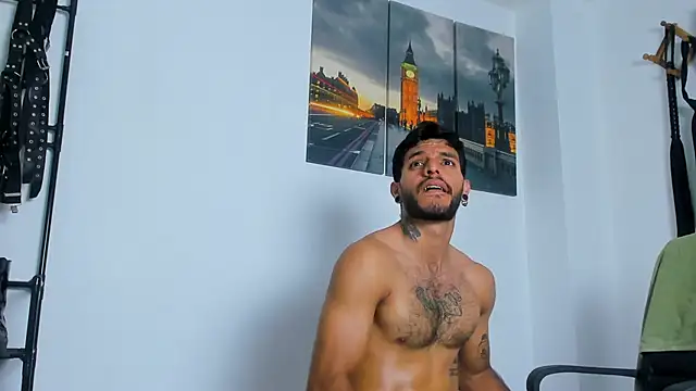 Snapshot of JuanBlade chatting on October 8, 2025, 3:42 pm JuanBlade online show from October 8, 2025, 3:42 pm