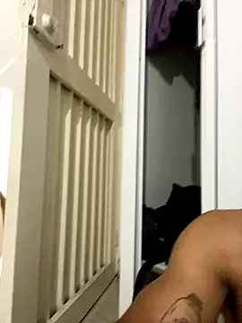 Snapshot of JuanBlade chatting on October 15, 2025, 1:39 am JuanBlade online show from October 15, 2025, 1:39 am