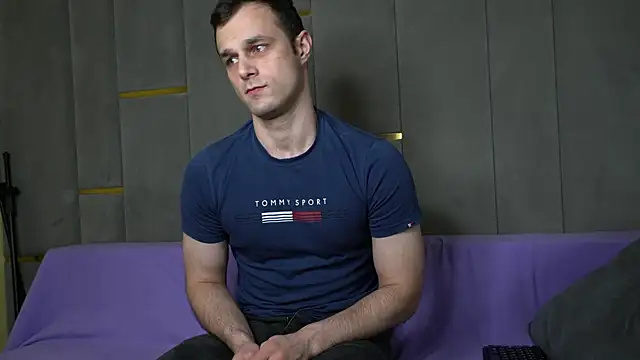 BrandonNorris online show from December 4, 2024, 12:41 am