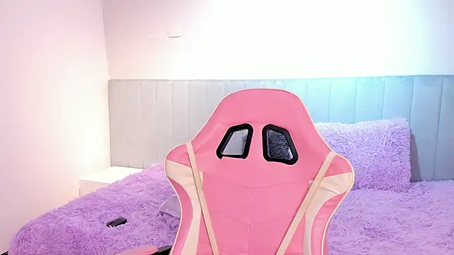 amira cute2 online show from January 9, 2025, 4:17 pm