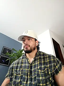 SilvaBranko online show from December 15, 2025, 12:04 am