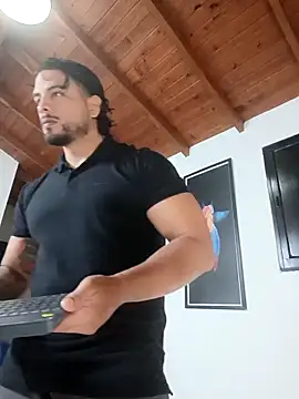 SilvaBranko online show from February 3, 2026, 1:04 am