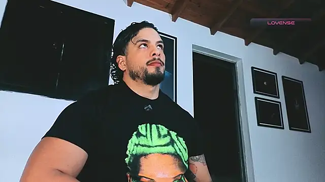 Snapshot of SilvaBranko chatting on March 4, 2026, 3:01 am SilvaBranko online show from March 4, 2026, 3:01 am