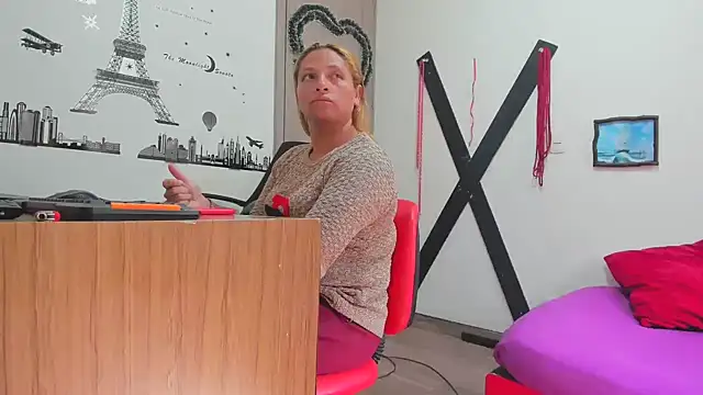 hotandfierylatinos2023 online show from January 14, 2025, 2:00 pm