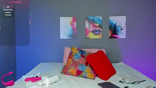 MadissonShakur online show from June 13, 2026, 5:11 pm