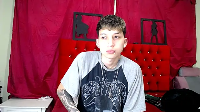 Snapshot of _Thomas_hot_ chatting on March 16, 2025, 8:54 pm Thomas hot online show from March 16, 2025, 8:54 pm