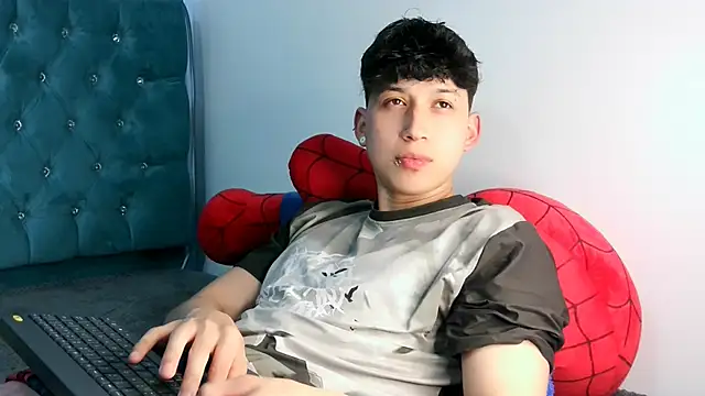 Snapshot of _Thomas_hot_ chatting on February 19, 2026, 4:30 am Thomas hot online show from February 19, 2026, 4:30 am