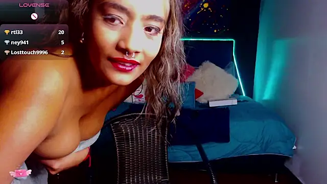 megan collins96 online show from December 24, 2024, 1:27 am