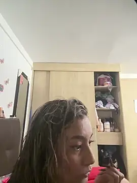 megan collins96 online show from June 12, 2026, 12:09 am