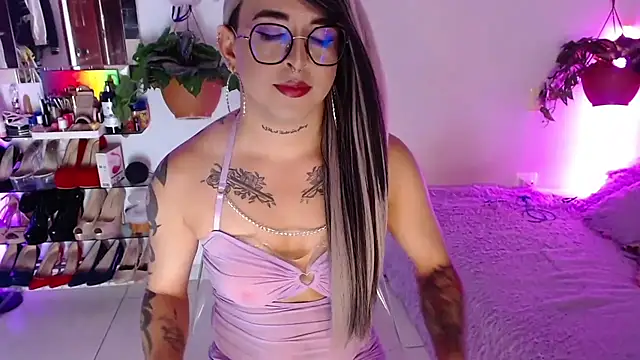 Snapshot of Laveneno_ortiz07 chatting on February 28, 2026, 12:00 am Laveneno ortiz07 online show from February 28, 2026, 12:00 am