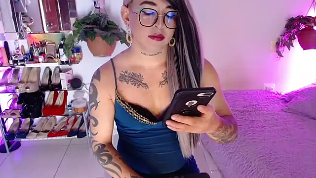 Snapshot of Laveneno_ortiz07 chatting on March 21, 2026, 11:52 pm Laveneno ortiz07 online show from March 21, 2026, 11:52 pm