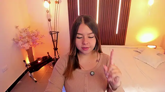 ArianaBaker online show from April 28, 2026, 1:38 pm