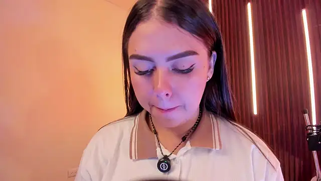 ArianaBaker online show from June 22, 2026, 2:03 pm