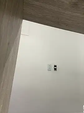 Osiiriis online show from February 25, 2025, 1:06 pm