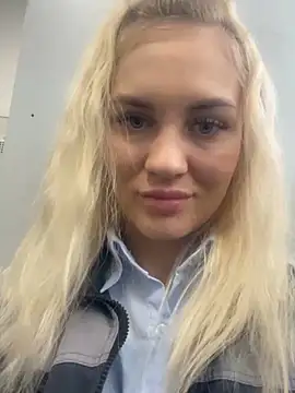 DreamGirl-777 online show from January 20, 2025, 7:15 am