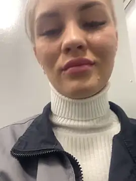 DreamGirl-777 online show from January 21, 2025, 3:59 am