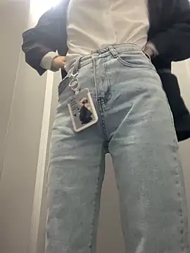 DreamGirl-777 online show from January 30, 2025, 4:06 am