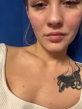 DreamGirl-777 online show from November 3, 2025, 9:16 pm