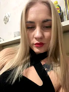 DreamGirl-777 online show from November 23, 2025, 12:38 pm