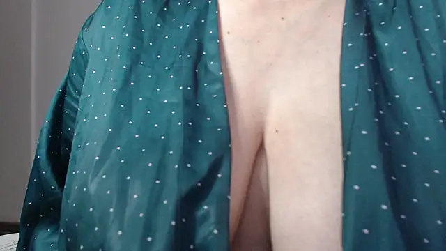 Snapshot of missdaniels chatting on September 15, 2025, 5:57 pm missdaniels online show from September 15, 2025, 5:57 pm