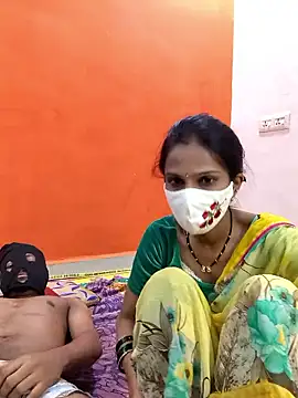 Snapshot of sexycouplemh09 chatting on March 31, 2026, 4:29 pm sexycouplemh09 online show from March 31, 2026, 4:29 pm