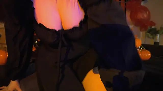 Snapshot of ELLIEJAY chatting on October 31, 2025, 5:30 am ELLIEJAY online show from October 31, 2025, 5:30 am