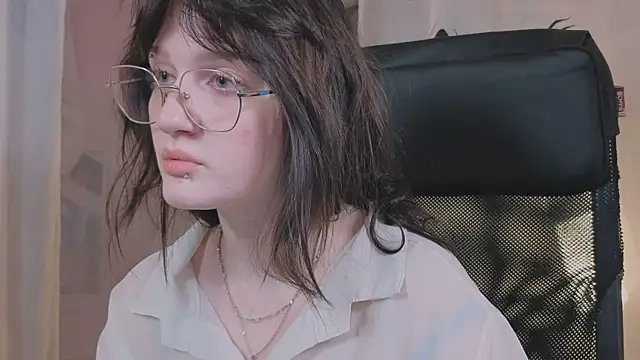 Snapshot of ELLIEJAY chatting on November 1, 2025, 5:09 am ELLIEJAY online show from November 1, 2025, 5:09 am