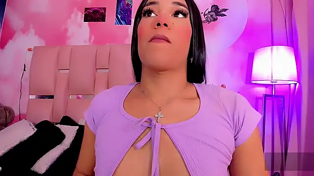 Alexandracamx online show from March 22, 2025, 11:09 pm