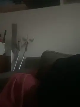 Snapshot of Elrubiolargo chatting on October 12, 2025, 6:01 am Elrubiolargo online show from October 12, 2025, 6:01 am