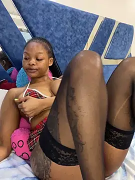 Snapshot of SexxyLunar chatting on September 30, 2025, 5:34 am SexxyLunar online show from September 30, 2025, 5:34 am