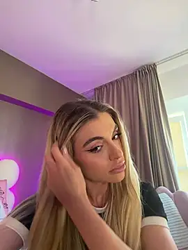 HaileyMadow online show from June 11, 2026, 6:44 am