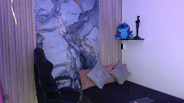 Snapshot of LissaWiild chatting on March 18, 2026, 8:12 pm LissaWiild online show from March 18, 2026, 8:12 pm