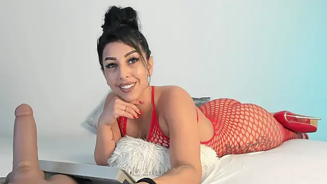 AlenaBay online show from July 1, 2026, 11:23 am