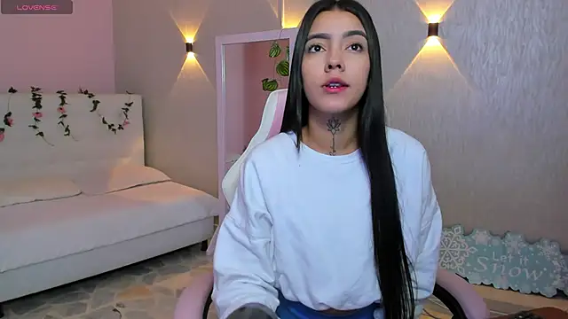 Snapshot of miagomezweb1 chatting on January 13, 2025, 12:13 pm miagomezweb1 online show from January 13, 2025, 12:13 pm