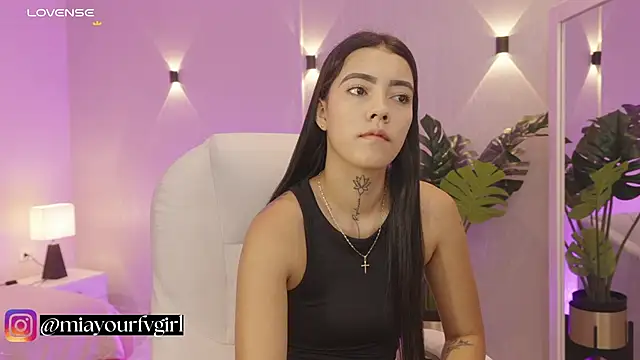 Snapshot of miagomezweb1 chatting on October 3, 2025, 12:13 pm miagomezweb1 online show from October 3, 2025, 12:13 pm