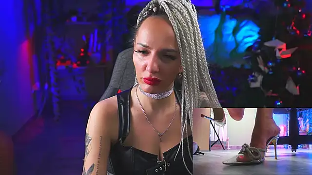 MonicaMaxwel online show from January 15, 2025, 6:08 pm