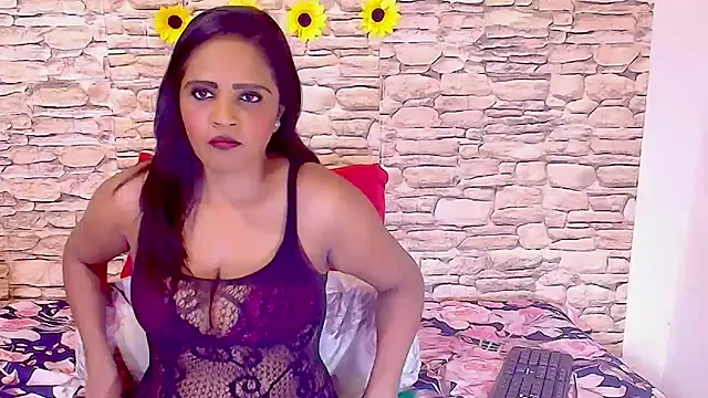 Luciousindian69 online show from March 18, 2026, 4:32 pm