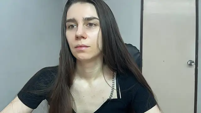SassyJessi online show from June 19, 2026, 4:17 am