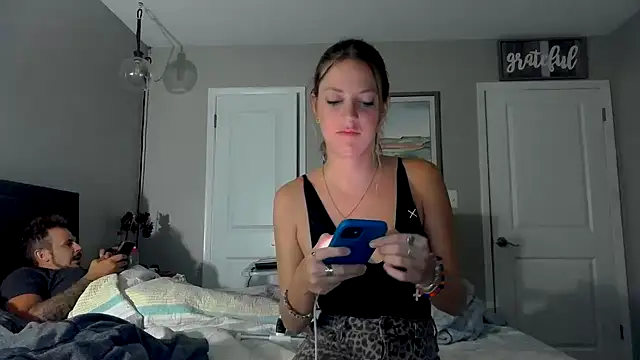 molly witha chance online show from September 14, 2025, 3:27 am