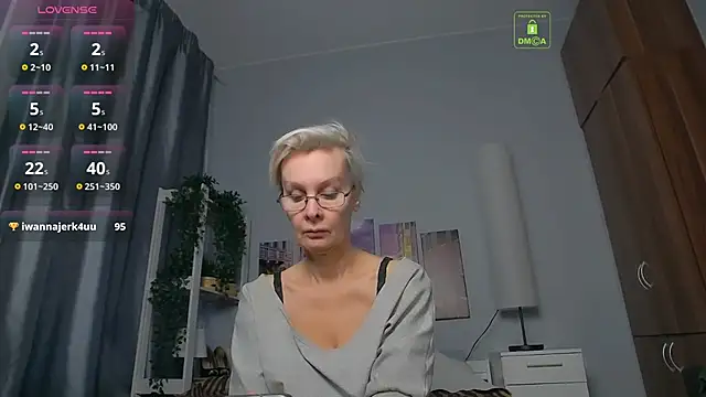 HelgaHimmell online show from February 5, 2025, 6:46 am