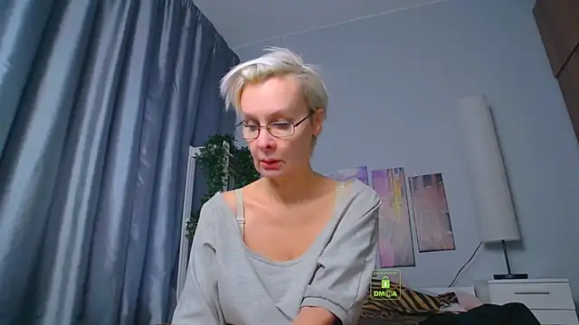 HelgaHimmell online show from February 14, 2025, 9:56 am