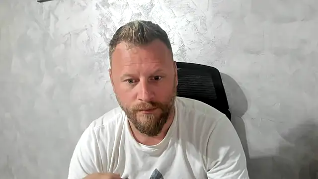 ANGELALEXYNO2024 online show from May 20, 2026, 4:18 am