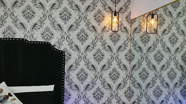 Snapshot of LexaDeRusso chatting on October 11, 2025, 7:56 pm LexaDeRusso online show from October 11, 2025, 7:56 pm