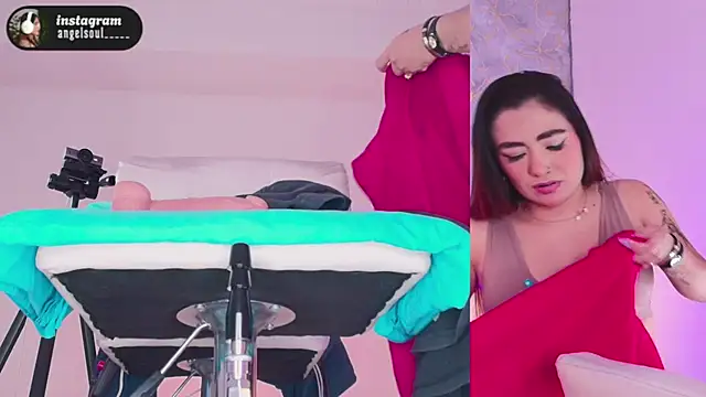 Snapshot of Angelst__ chatting on November 14, 2025, 8:02 am Angelst online show from November 14, 2025, 8:02 am