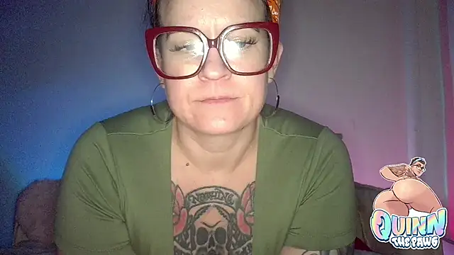 quinnmariexo online show from November 12, 2025, 11:14 pm