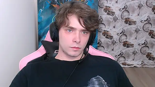 Snapshot of DmitryRomanov chatting on February 27, 2026, 8:31 pm DmitryRomanov online show from February 27, 2026, 8:31 pm