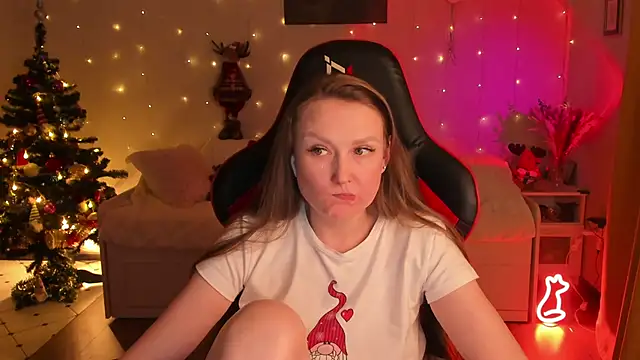 desperatehousewife   online show from December 30, 2024, 1:25 pm