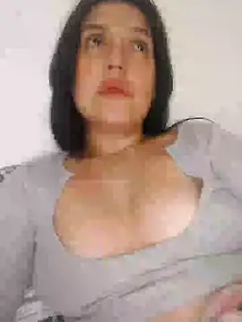 Sophie-hatter online show from January 9, 2025, 3:47 am